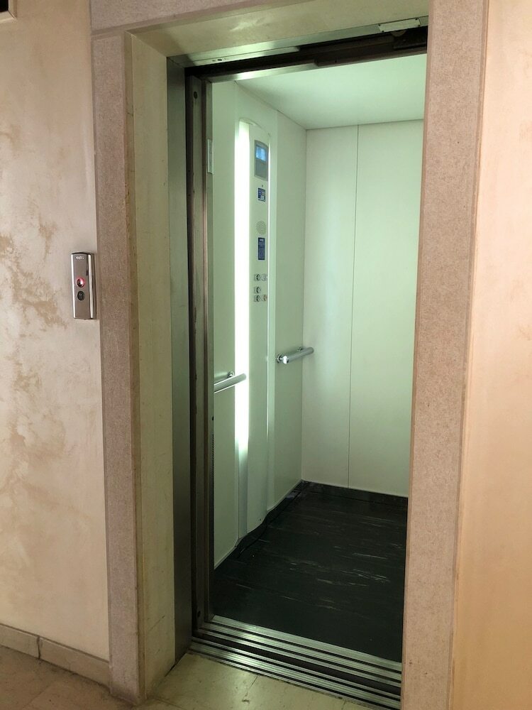 Hostal Domus Clugiae