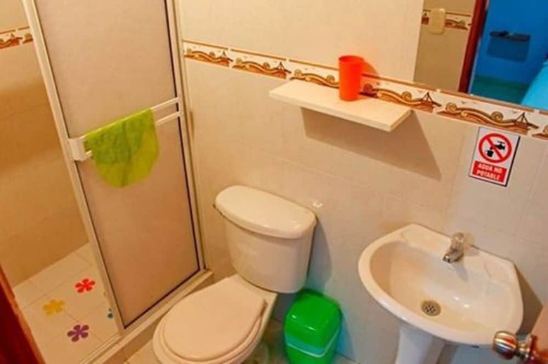 Hostal Kiwi B&B