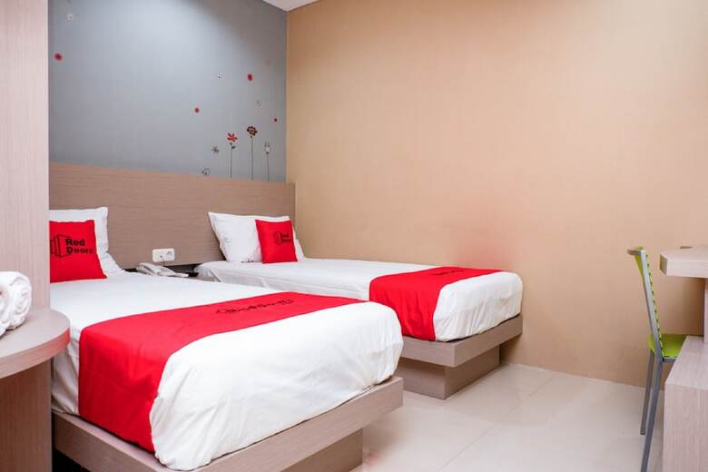 Hotel Reddoorz Near Java Supermall Semarang