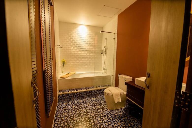 Pah Hotel