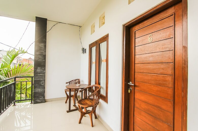 Bed & Breakfast Graha Wedha Kuta