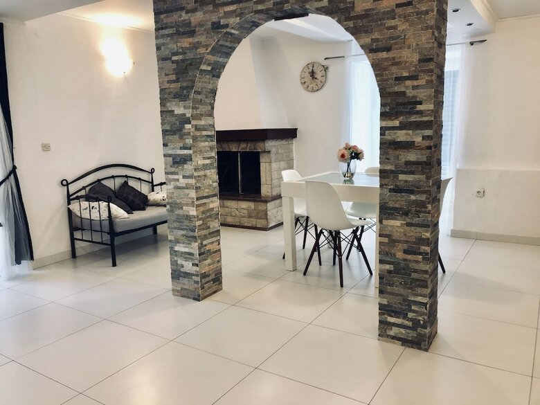 Apartments Mariani - Near Split Riva