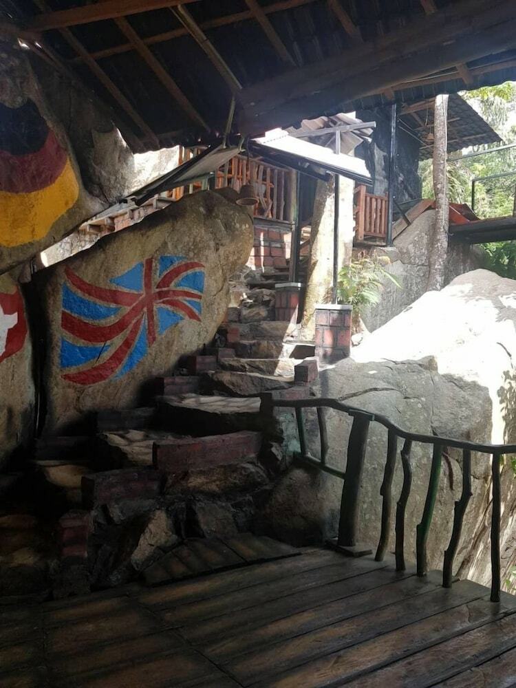 Ella Camping Resort