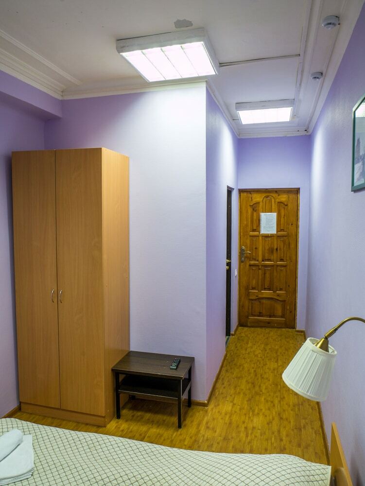 Hostal Hostel Podvorie