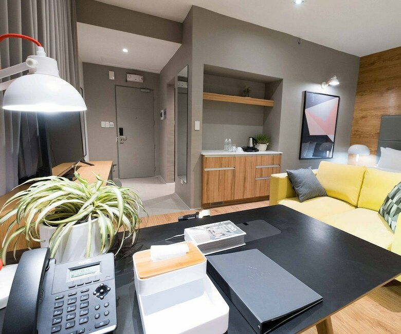 Avior Hotel
