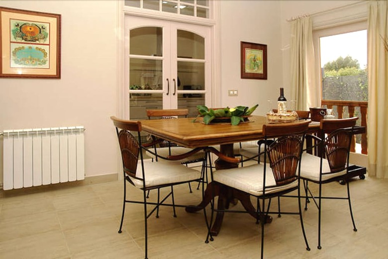 Casa Laurel