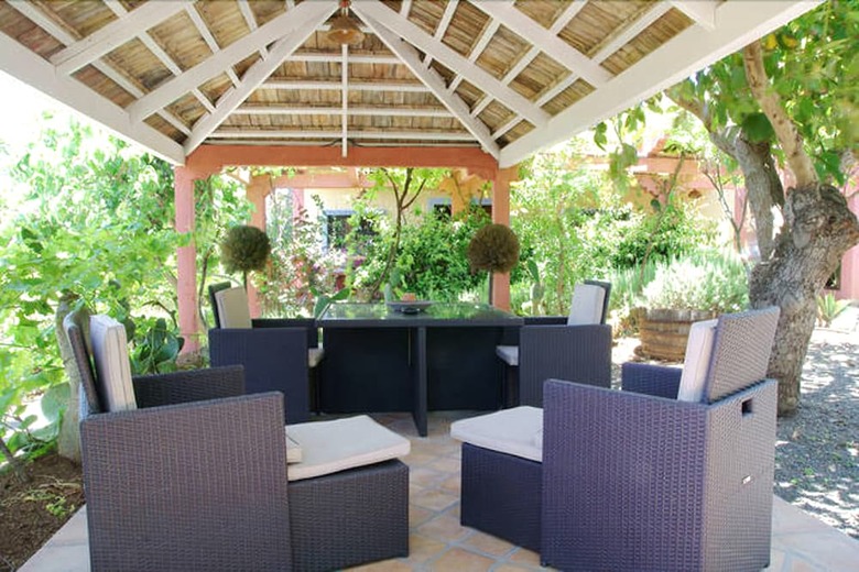 Casa Laurel