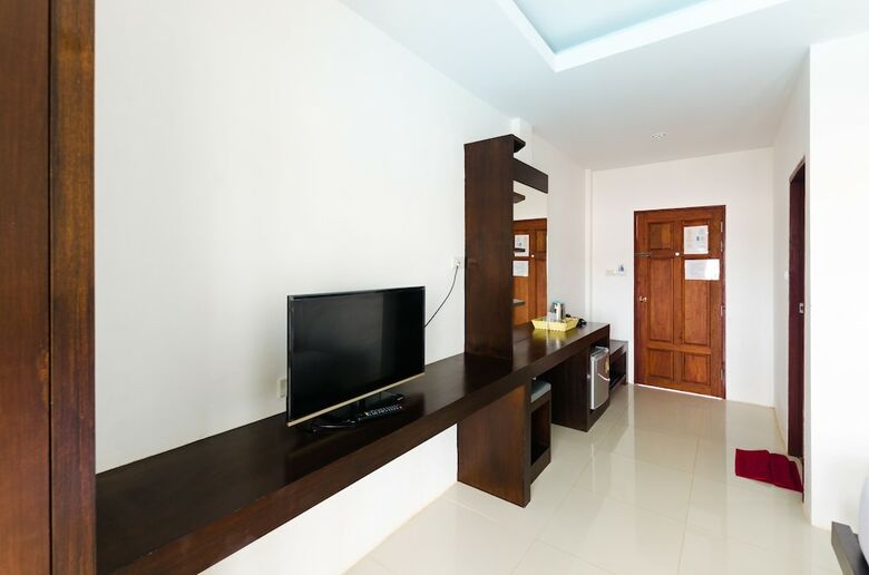 Hotel Sleep In Lanta Resort