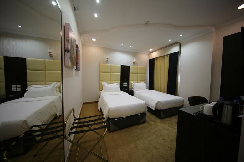 Hotel M Platinum
