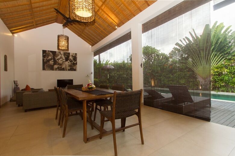 Hotel Echo Beach Villa & Apartment