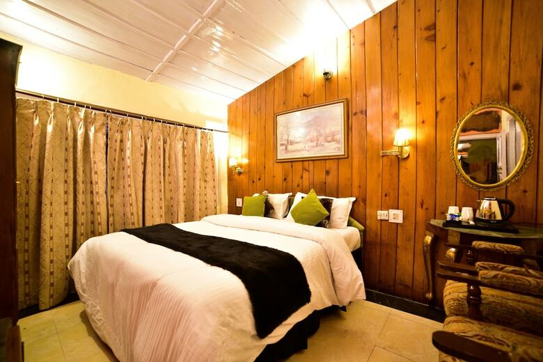 Hotel Chimney House By Opensky, Mussoorie