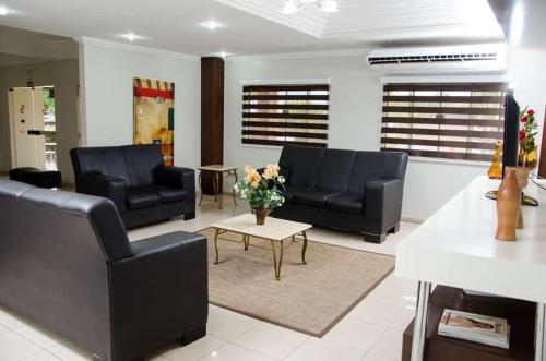 Serras Hotel