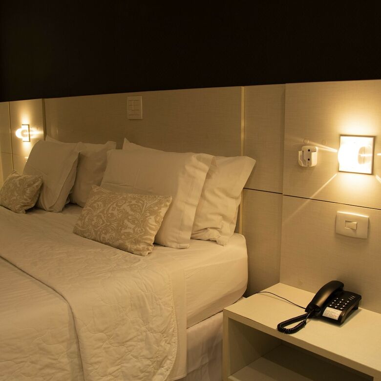 Golden Plaza Hotel
