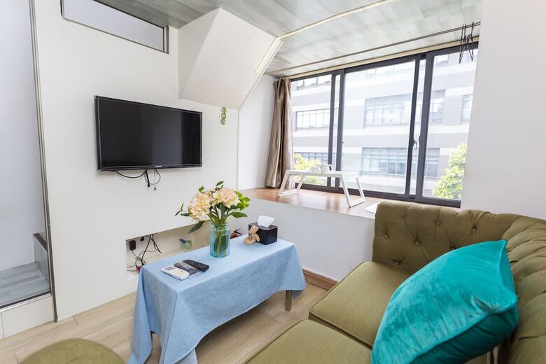 Shanghai Sweetheart Apartment