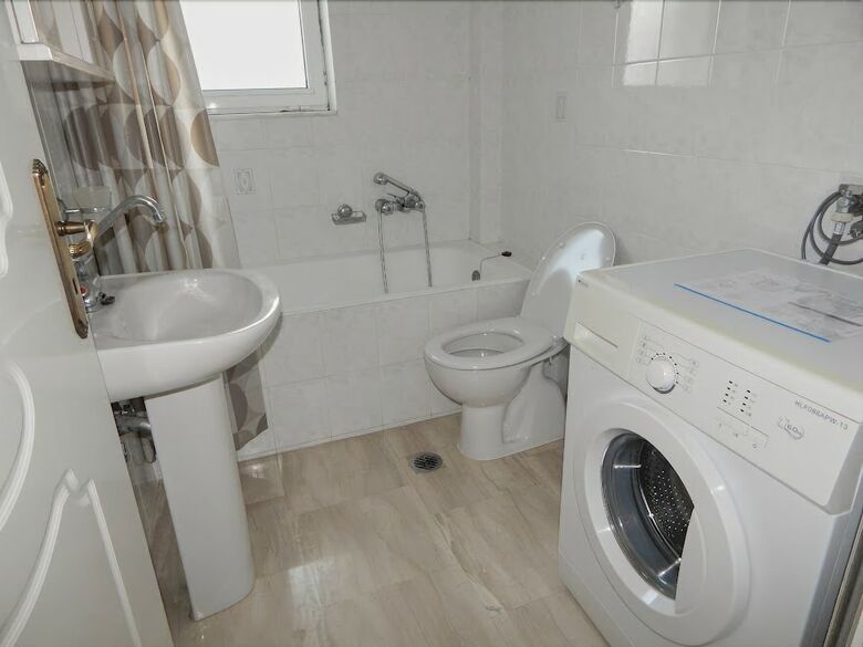 Tripoli Apartments & Rooms