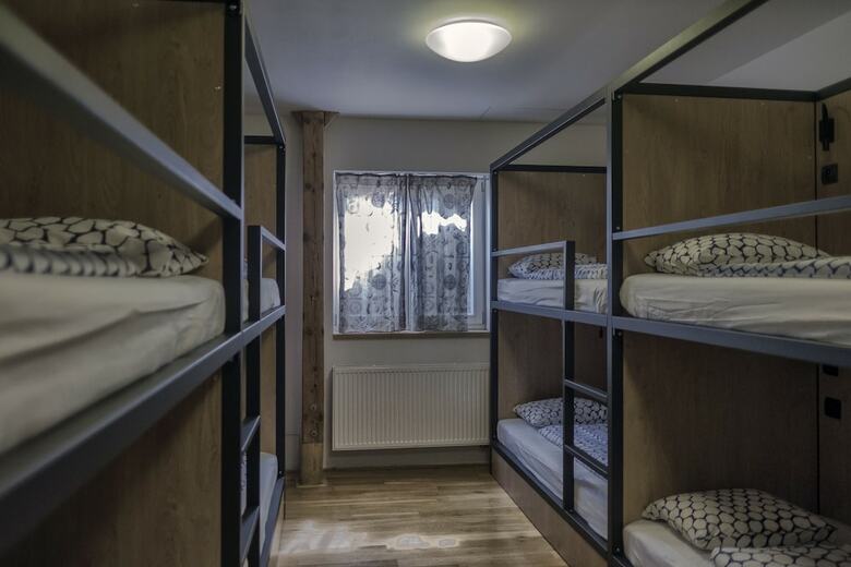 Hostal Hostel One Miru