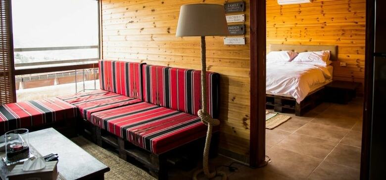 Aparthotel Wooden Arcs Resort & Spa