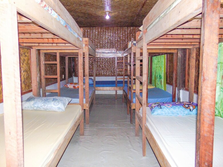 Hotel Pangulatan Beach Resort - Dormitory