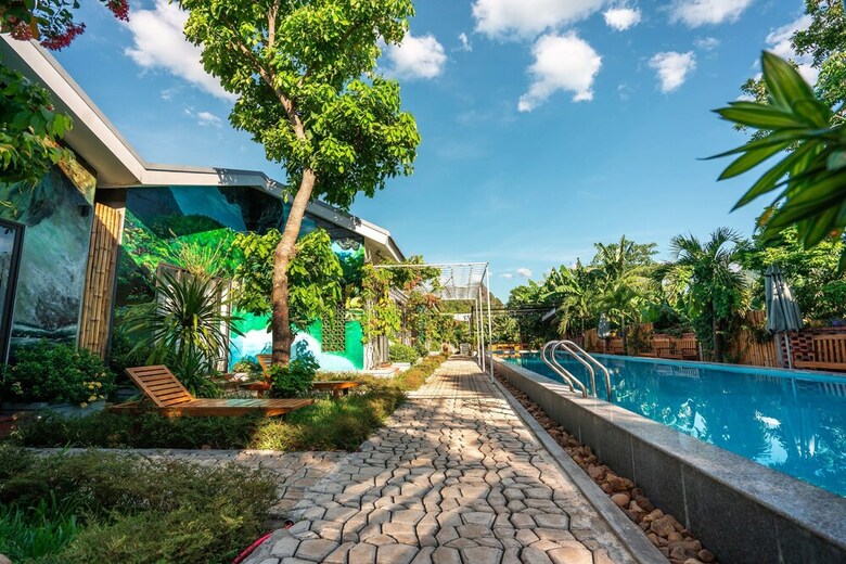 Hotel Son Doong Bungalow