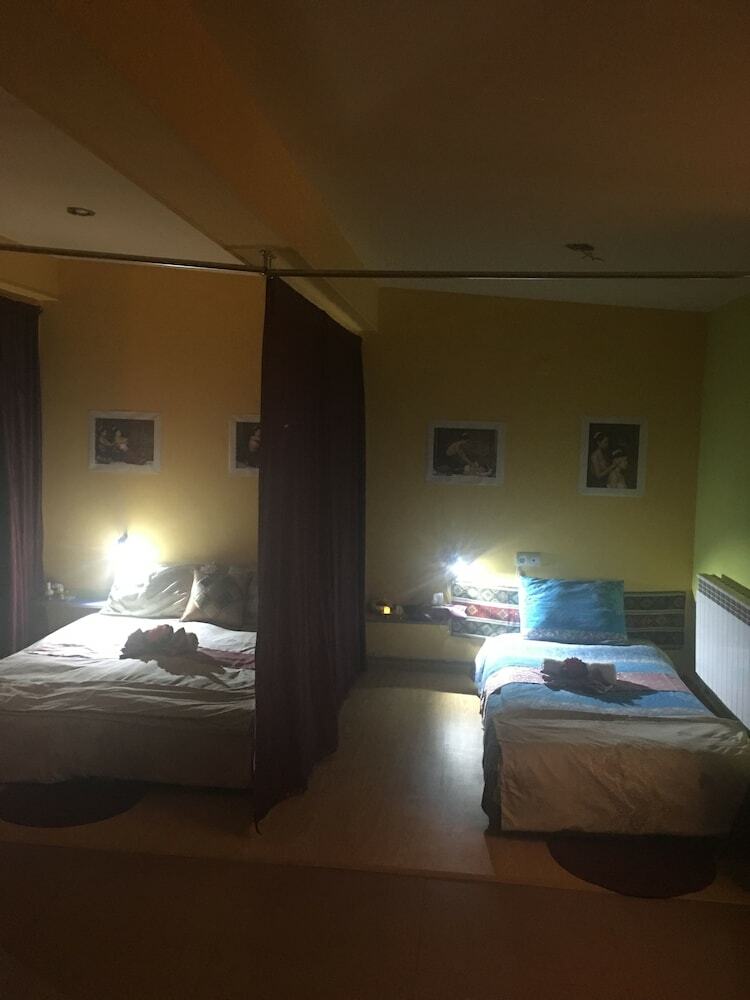 Hotel Mirage Guest House