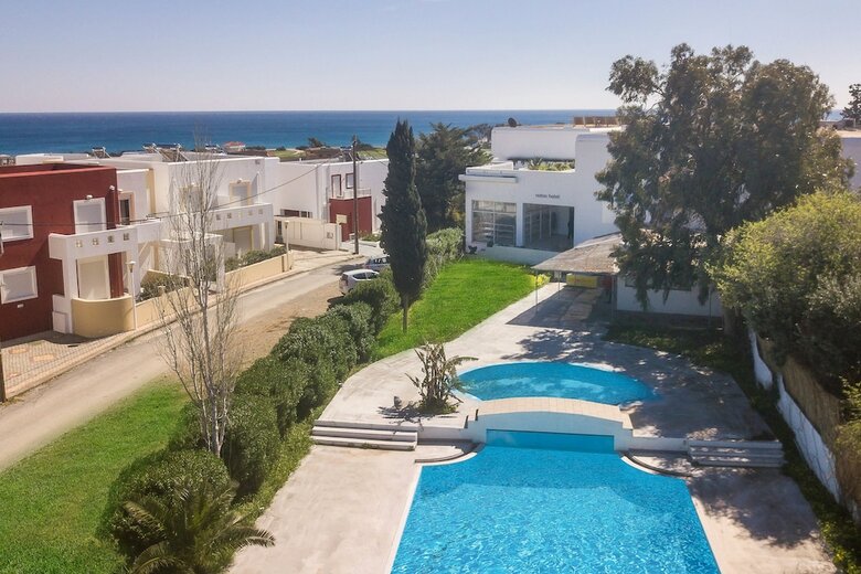Notos Hotel
