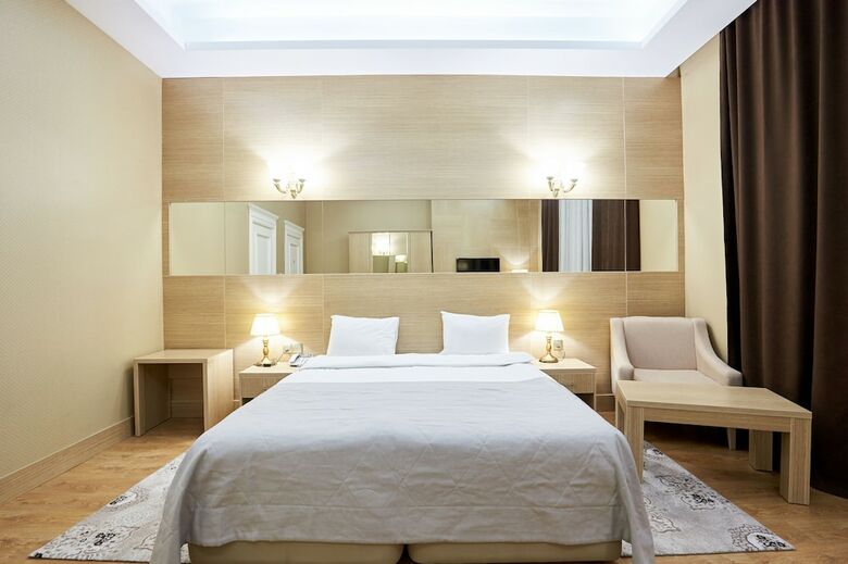 Nobel Hotel