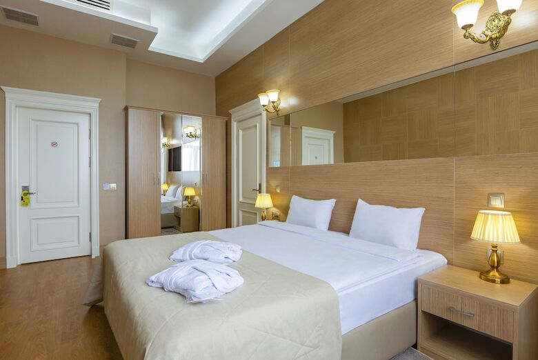 Nobel Hotel