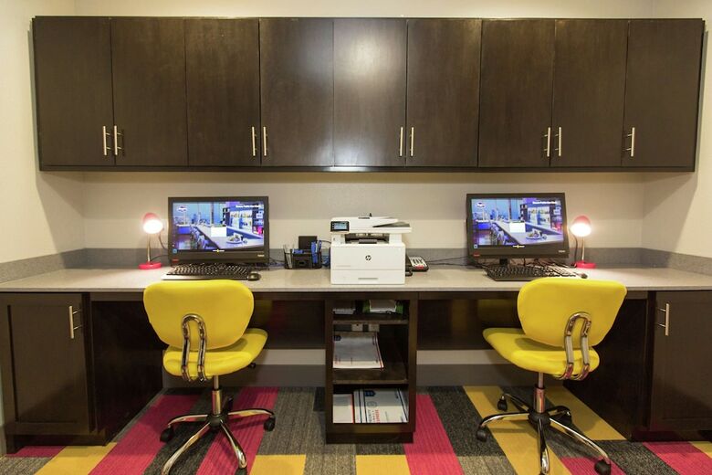 Hotel Hampton Inn Mustang