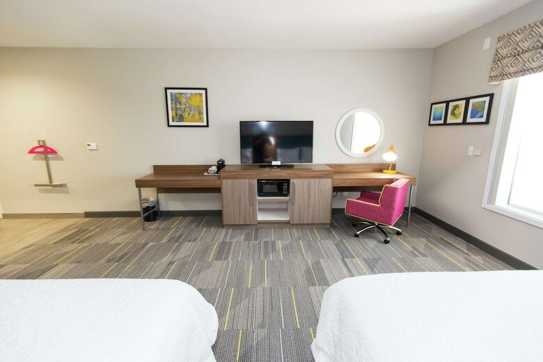 Hotel Hampton Inn Mustang