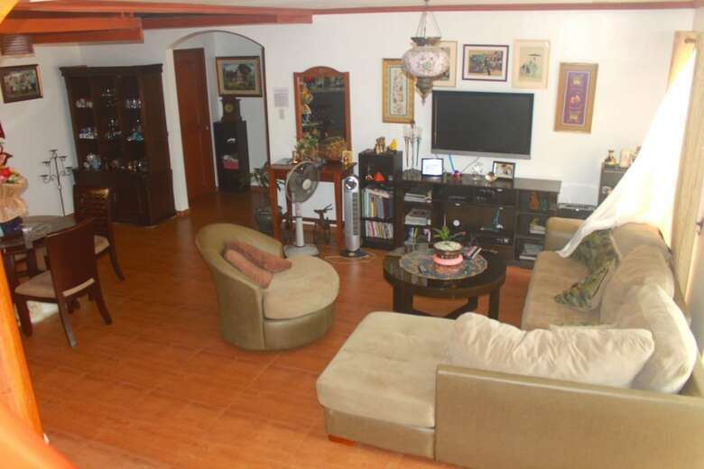 Carasuchi Villa