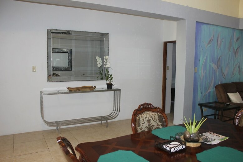 Ladyville 2bed 2bath