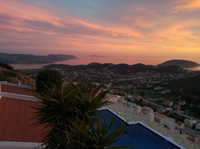 Apartamentos Infinity Blue Suites