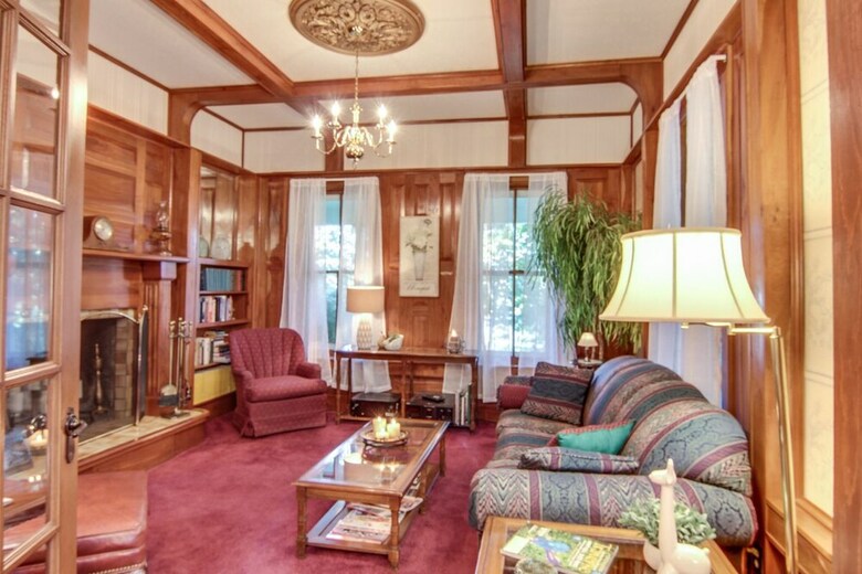 Bellaire Bed & Breakfast