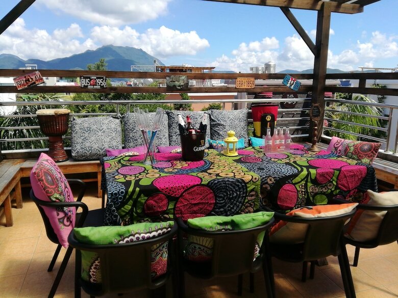 Posada Secret Garden Inn