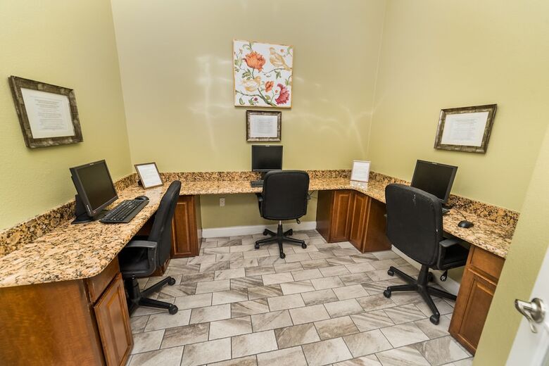 Ov248 - Emerald Island - 4 Bed 3 Baths Townhome