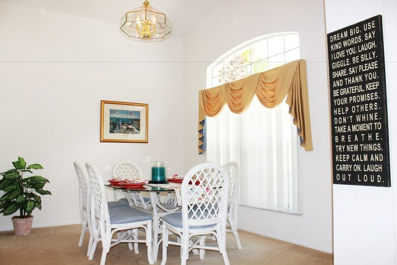 Ov3868 - Hampton Lakes - 5 Bed 3 Baths Townhome