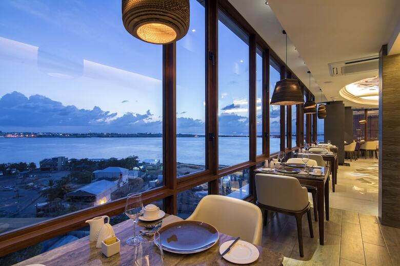 Hotel Samann Grand