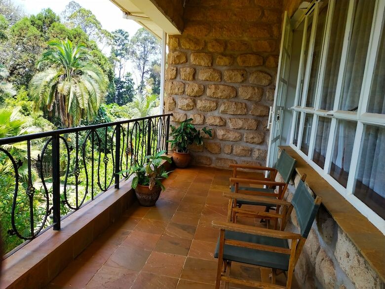Hotel Zereniti House