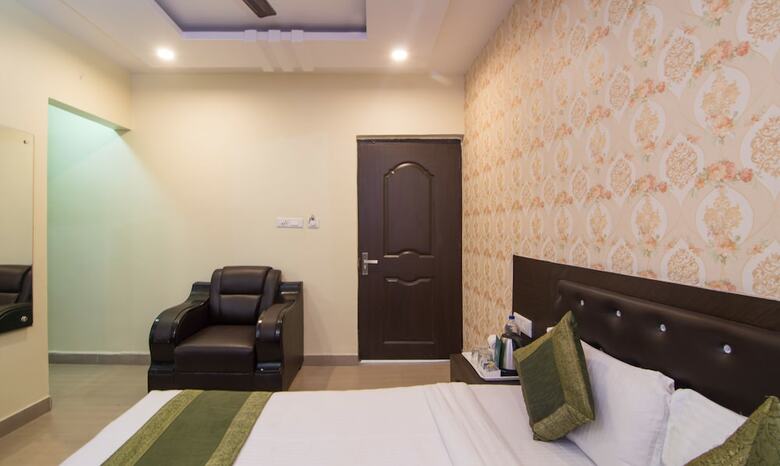 Hotel Treebo Trend Coral Tree Lucknow