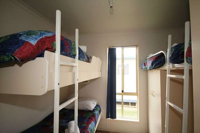 Cabana Amaroo Resort