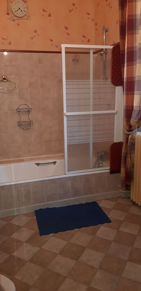 Hotel H�tel Louise De La Valli�re