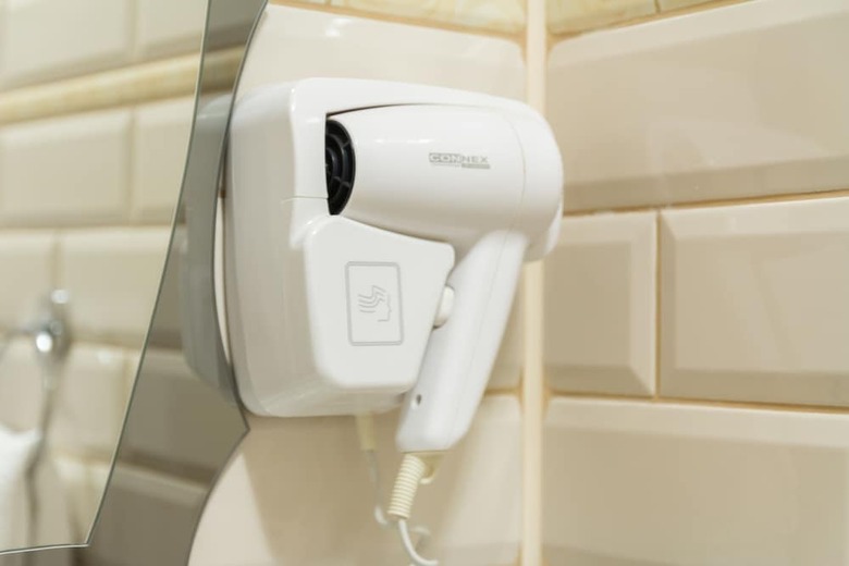 Hotel Oasis In Forest