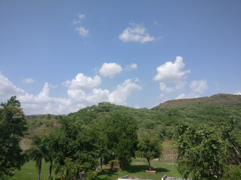 Hotel Hiranya Resorts