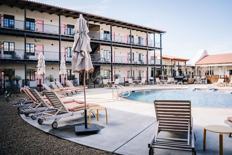 Texican Court, By Valencia Hotel Group
