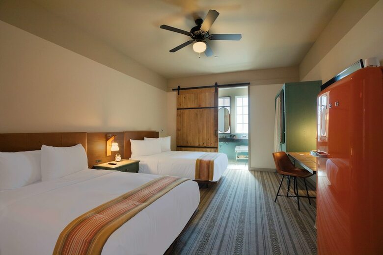 Texican Court, By Valencia Hotel Group
