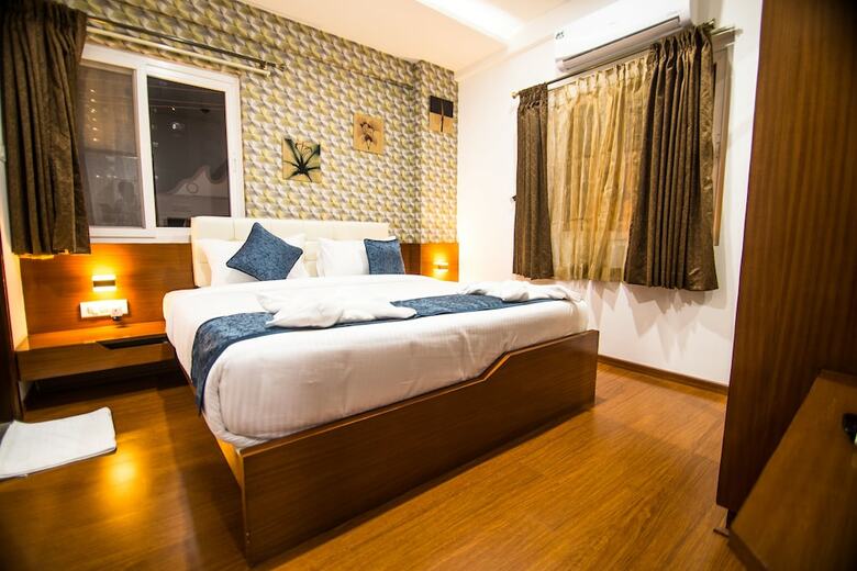 Hotel The White Tree Executive Suites