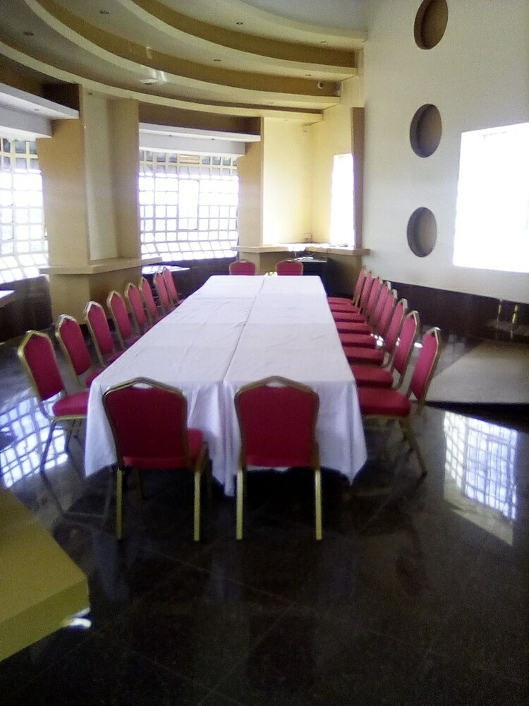 Lexingtone Hotel Narok Kenya