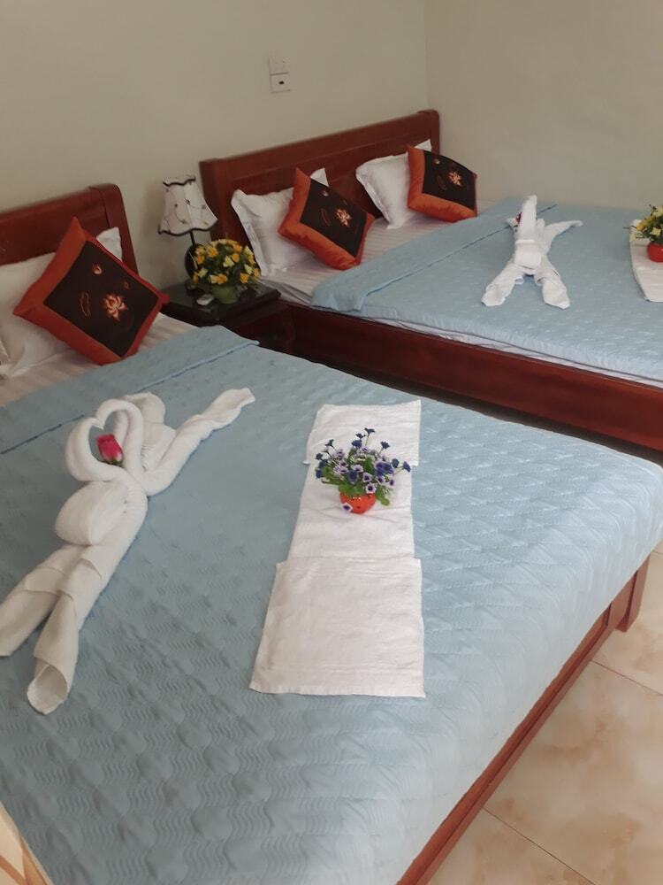 Hotel Tamcoc White Swan Hostel