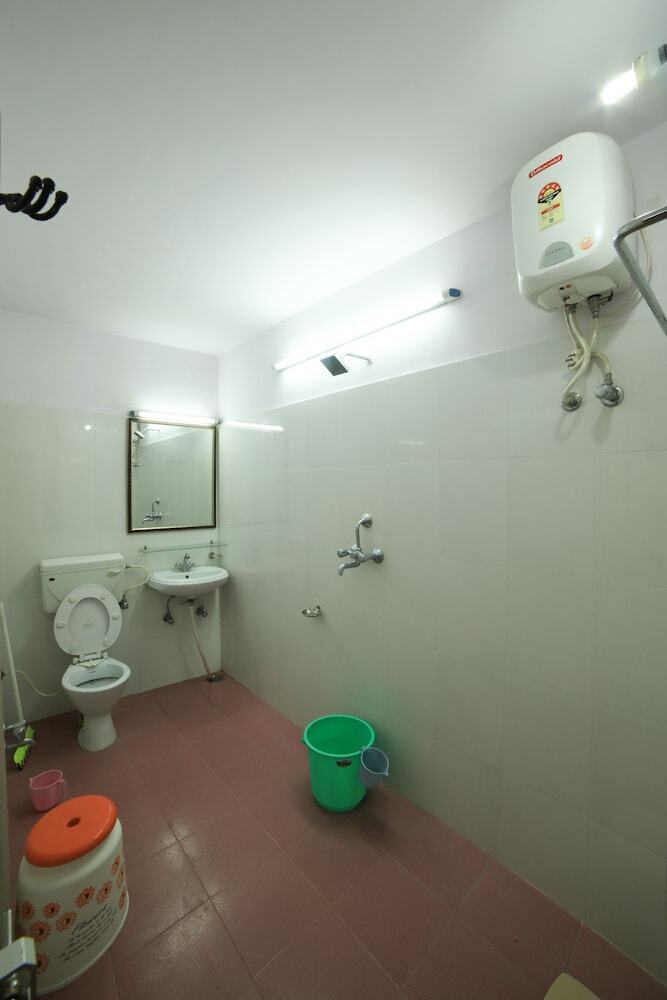 Hotel Boby Mansion (manasvi Guest Home)