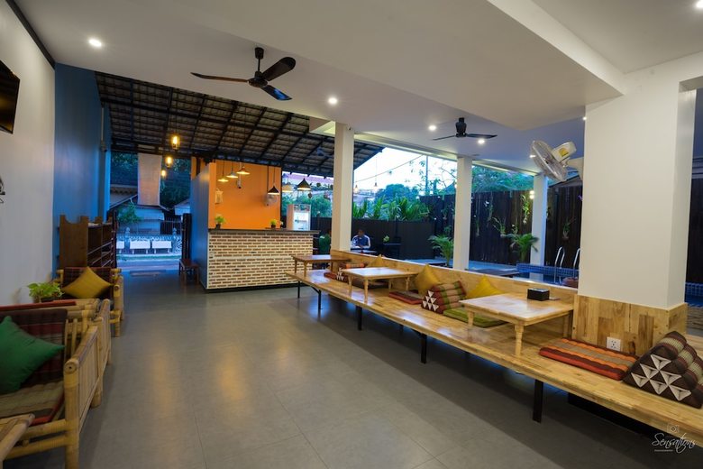 Hostal Noni Tree Hostel